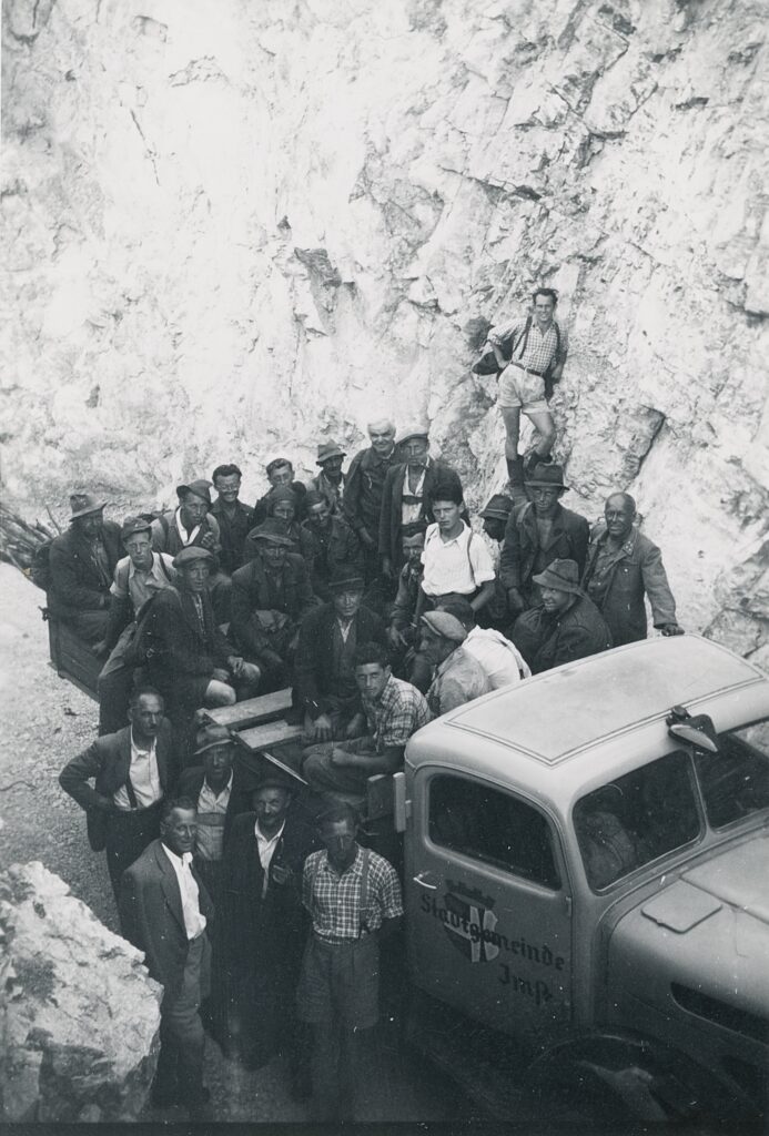Squadra di costruzione del comune Imst 1950 (c)  Archivio Stadt Imst