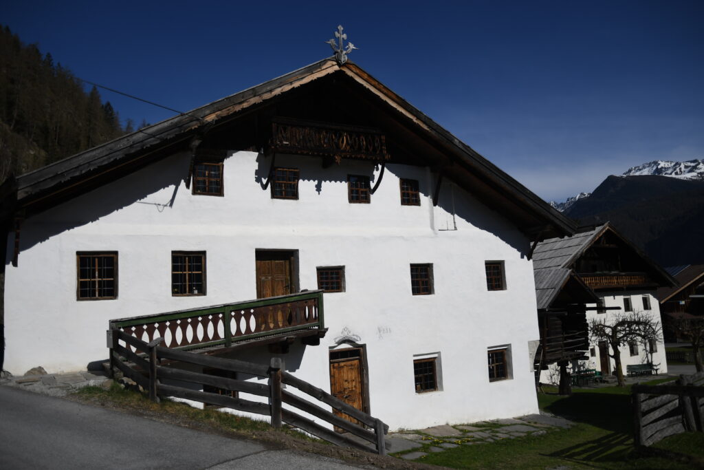 (c) Ötztaler Museen