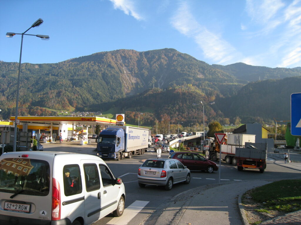 © Helmut Troger, Bestand Chronik  der Marktgemeinde Jenbach